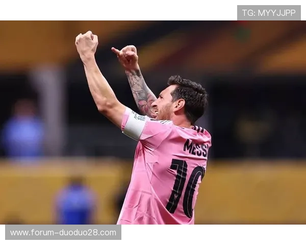 梅西引领巴黎逆转战术解析，新赛季法甲展望热度飙升